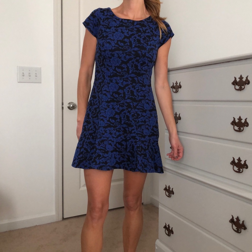 Women’s Floral Above Knee Black & Blue Dress